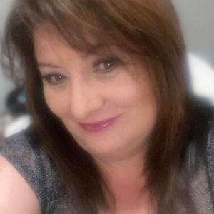 Meet your Posher, Annette